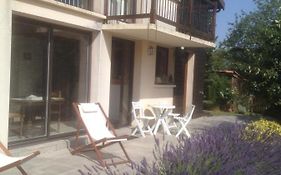 Maison sur la colline cheminée WIFI proche Thermes